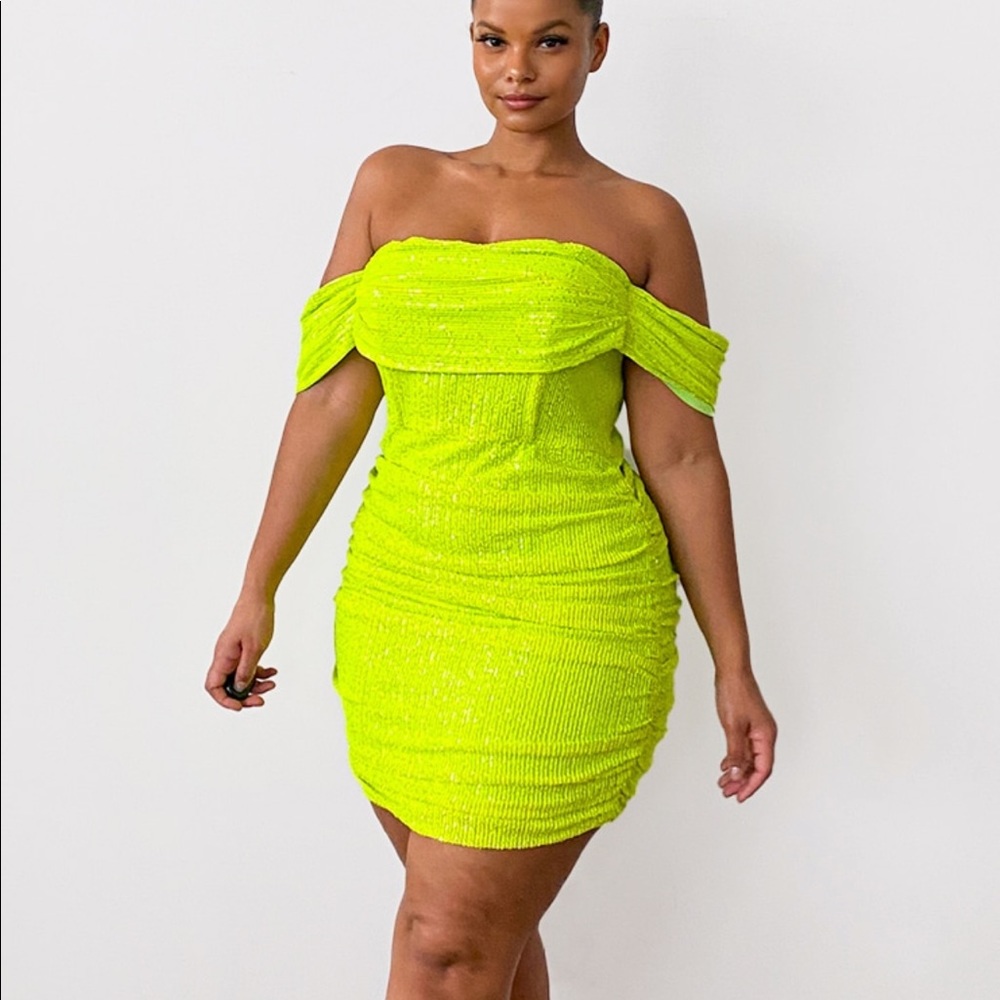 Lime sequin ruched bodycon dress